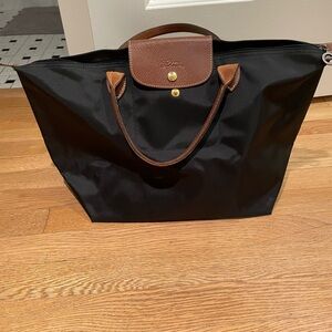 Longchamp le pliage bag-M